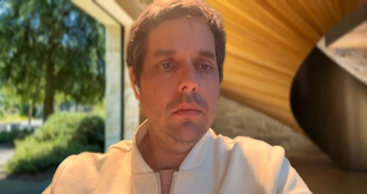 Tony Jones webcam, outdoors, neutral expression